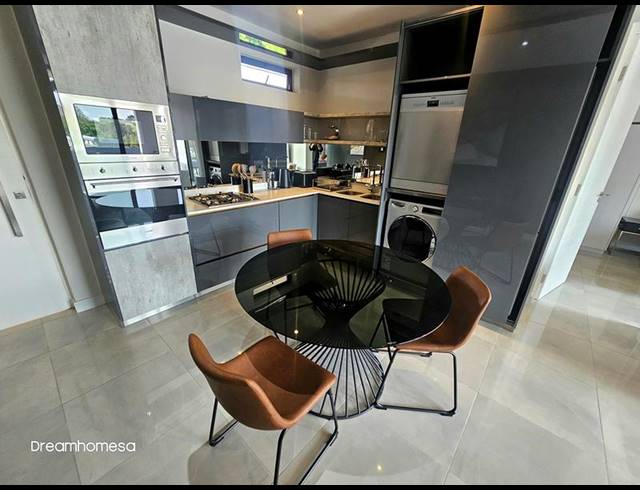 2 BEDROOM PROPERTY TO RENT IN HOUGHTON ESTATE